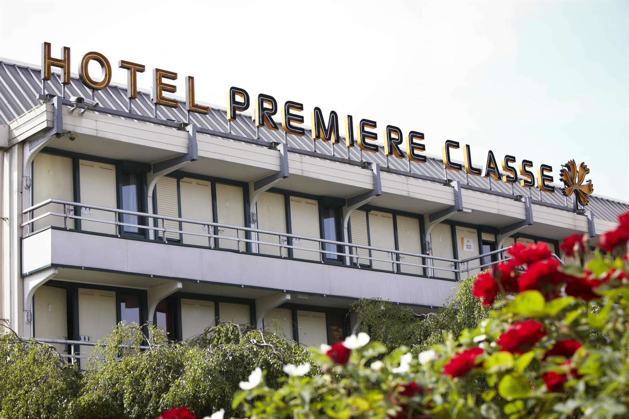 Classic Hotel - Fontenay-Trésigny Exterior foto